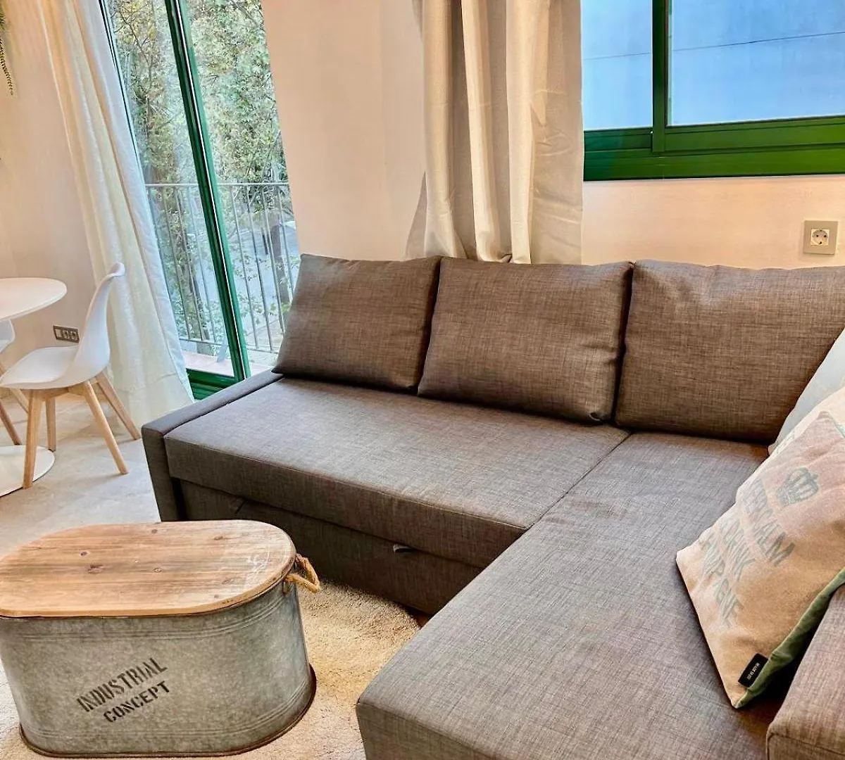 Barcelona Raval Apartment
